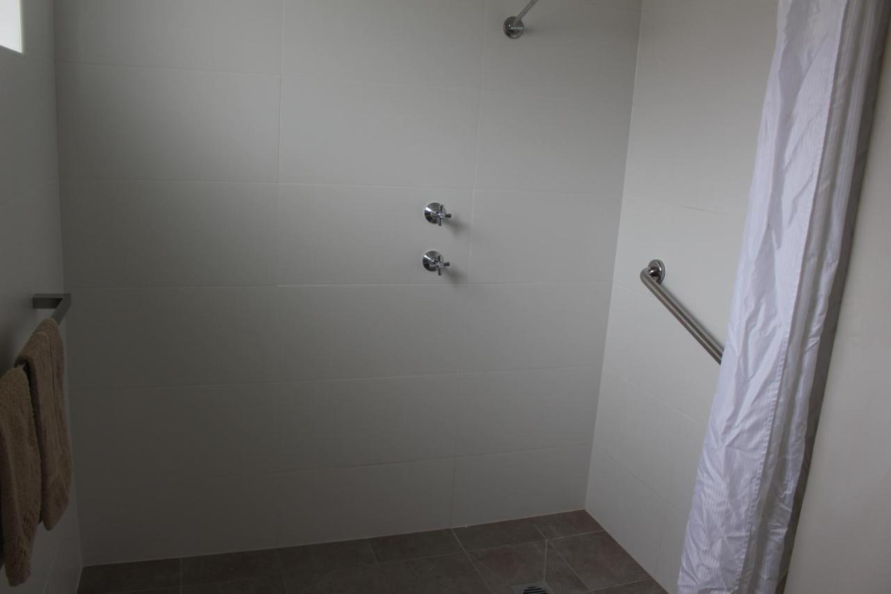 Centrepoint Motel Дабо Екстериор снимка